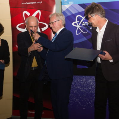 Od lewej: Nina Sankari, Dan Barker, prof. Richard Dawkins, Marek Łukaszewicz